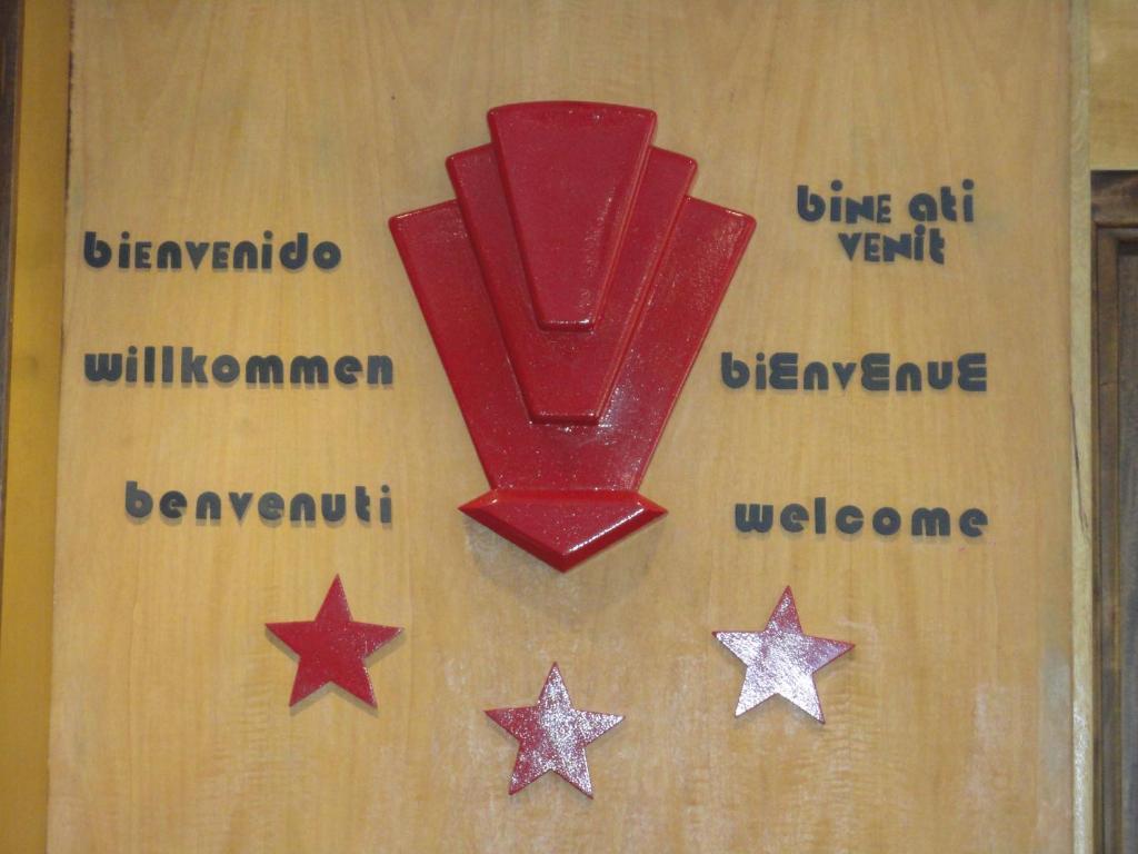 Hotel Vazzana Volpiano Bagian luar foto